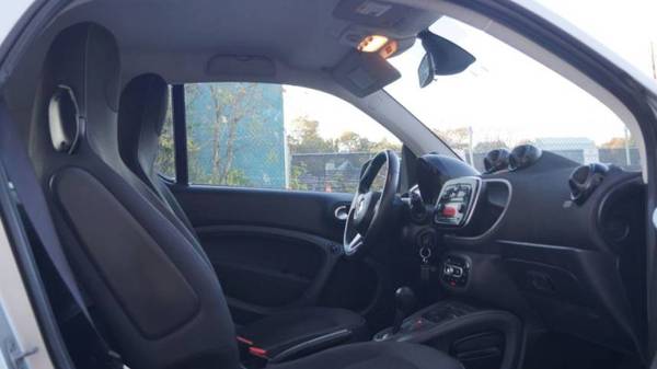 Used 2016 SMART FORTWO Passion - cars & trucks - by owner - vehicle... for sale in Monroe, NY – photo 6
