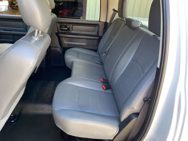 2018 Dodge Ram 3500 Tradesman 4x4 6.7L Cummins Diesel Utility bed -... for sale in Houston, TX – photo 8