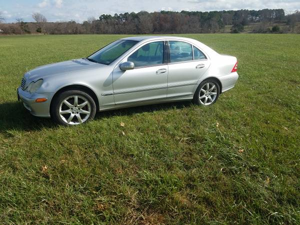 2003 Mercedes Benz C320 Sedan - cars & trucks - by owner - vehicle... for sale in Lebanon, MO – photo 4