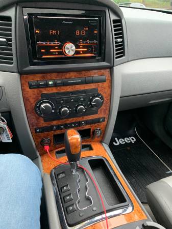 Jeep Grand Cherokee (overland) for sale in Newport News, VA – photo 2