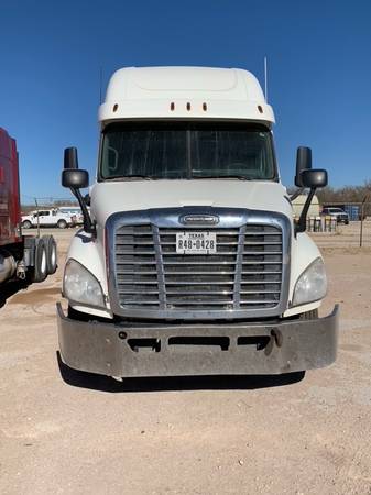 2011 Freightliner Cascadia - cars & trucks - by owner - vehicle... for sale in Odessa, TX – photo 4