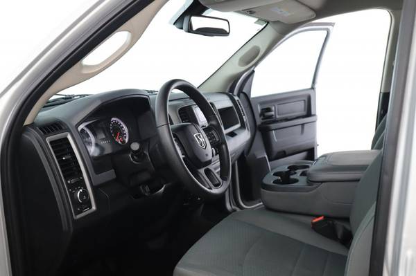 2015 RAM 1500 Express Crew Cab 4X4 Crew Cab Pickup for sale in Amityville, NY – photo 2