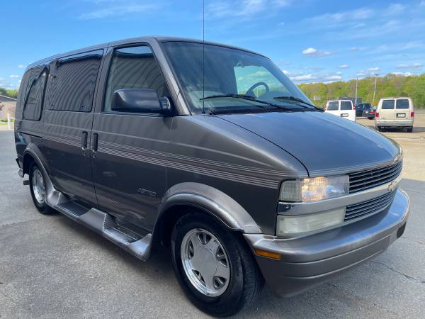 2001 Chevrolet Astro Limited Edition 4 3L V6 - 165, 000 Miles - cars for sale in Uniontown , OH – photo 4