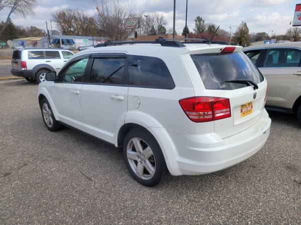 2009 Dodge Journey SE - cars & trucks - by dealer - vehicle... for sale in Moorhead, ND – photo 4