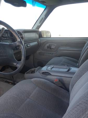 1997 CHEV SUBURBAN 4WD K1500 for sale in Sacramento , CA – photo 6