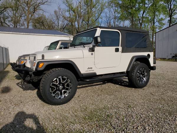 1998 thru 2006 Tj wranglers - - by dealer - vehicle for sale in Evansville, IL – photo 2