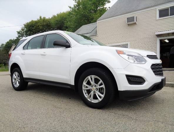 OPEN! 2017 Chevy Chevrolet Equinox LS AWD Loaded IPOD 1-Owner - cars... for sale in Hampton Falls, ME – photo 2