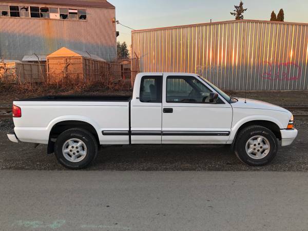 2001 Chevrolet S-10 4X4 - cars & trucks - by owner - vehicle... for sale in Eugene, OR – photo 4