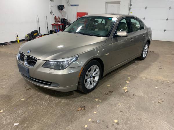 2009 BMW 5 Series 535xi AWD Sedan - - by dealer for sale in Maplewood, MN – photo 3
