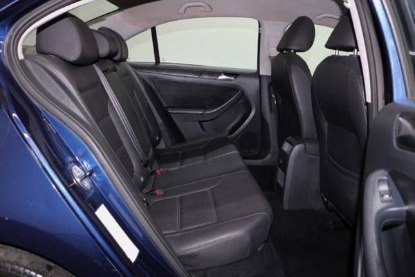 2011 Volkswagen Jetta Sedan 4dr Auto SE PZEV FINANCING OPTIONS!... for sale in Dallas, TX – photo 22