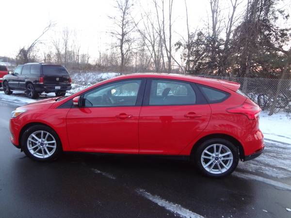 2015 Ford Focus SE Hatch - cars & trucks - by dealer - vehicle... for sale in Shakopee, MN – photo 6
