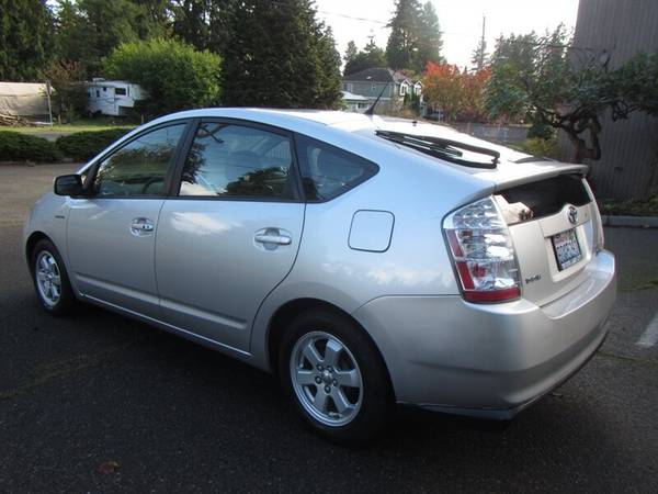 2007 Toyota Prius - cars & trucks - by dealer - vehicle automotive... for sale in Shoreline, WA – photo 4