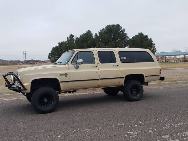 1984 Chevy Suburban 4x4 - cars & trucks - by owner - vehicle... for sale in Midland, TX – photo 3