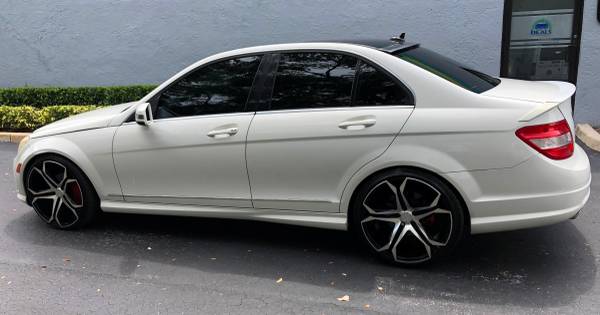 2011 MERCEDES BENZ C300 NAVIGATION 20" RIMS REAL FULL PRICE ! NO BS !! for sale in south florida, FL – photo 3