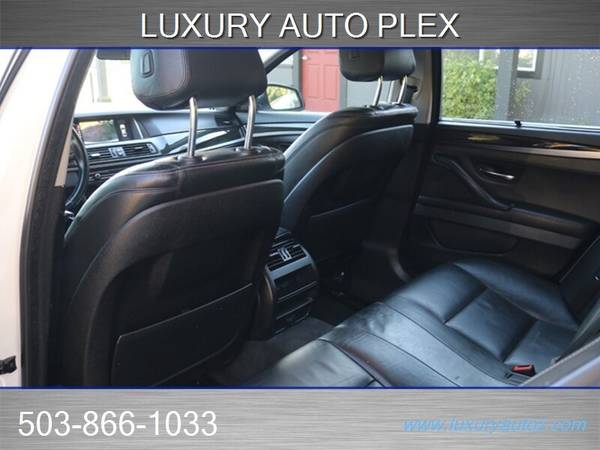 2015 BMW 5-Series 528i Luxury Line/Sedan - - by for sale in Portland, OR – photo 17