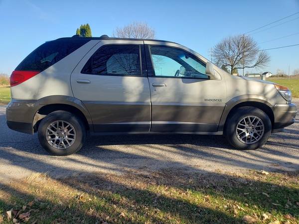2003 Buick Rendezvous CXL SUV - cars & trucks - by dealer - vehicle... for sale in New London, WI – photo 6