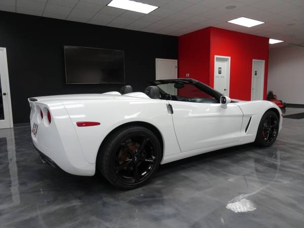 2012 Chevrolet Corvette 1LT - - by dealer - vehicle for sale in Waterloo, WI – photo 5