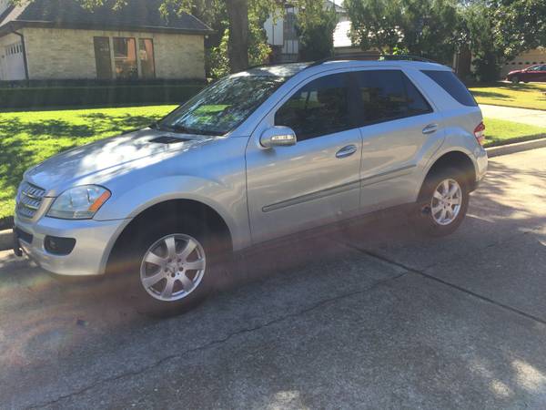 2006 Mercedes Benz ML500 SUV 4 Matic. Nice Clean Reliable. Must See... for sale in Sugar Land, TX – photo 3