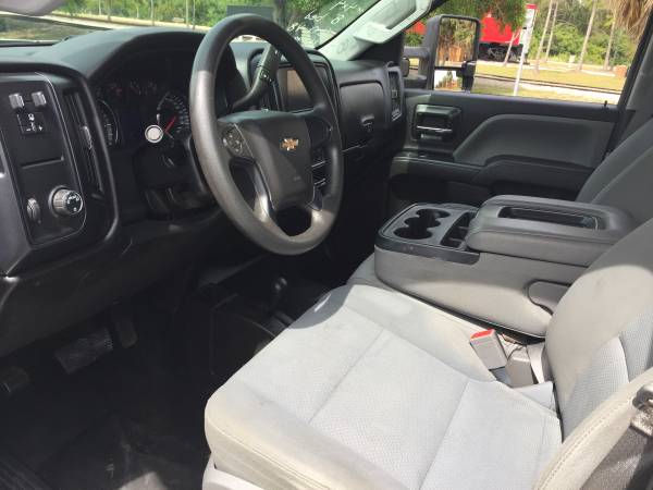 2016 Chevy 3500 Heavy Duty Silverado WT Crew Cab 4x4 8 Ft. Bed for sale in Venice, FL – photo 7