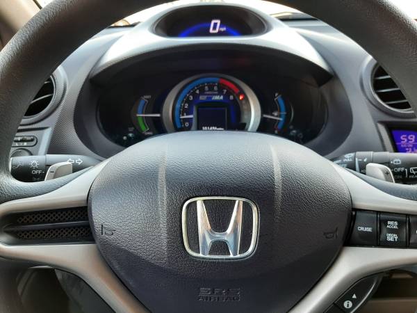 2010 Honda Insight Hybrid OLNE OWNER Car - - by dealer for sale in Greenville, NC – photo 16