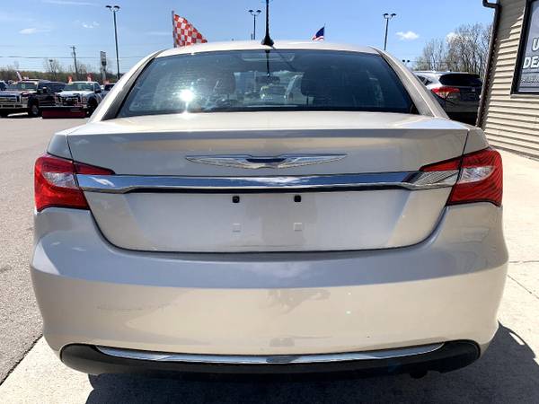 2013 Chrysler 200 4dr Sdn Touring - - by dealer for sale in Chesaning, MI – photo 5