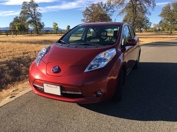 2014 Nissan LEAF SL Premium Trim - NEVER PAY FOR GAS! - cars &... for sale in Redding, CA – photo 4