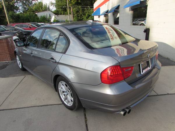 2010 BMW 323I **SUPER CLEAN**MUST SEE**FINANCING AVAILABLE** for sale in redford, MI – photo 8