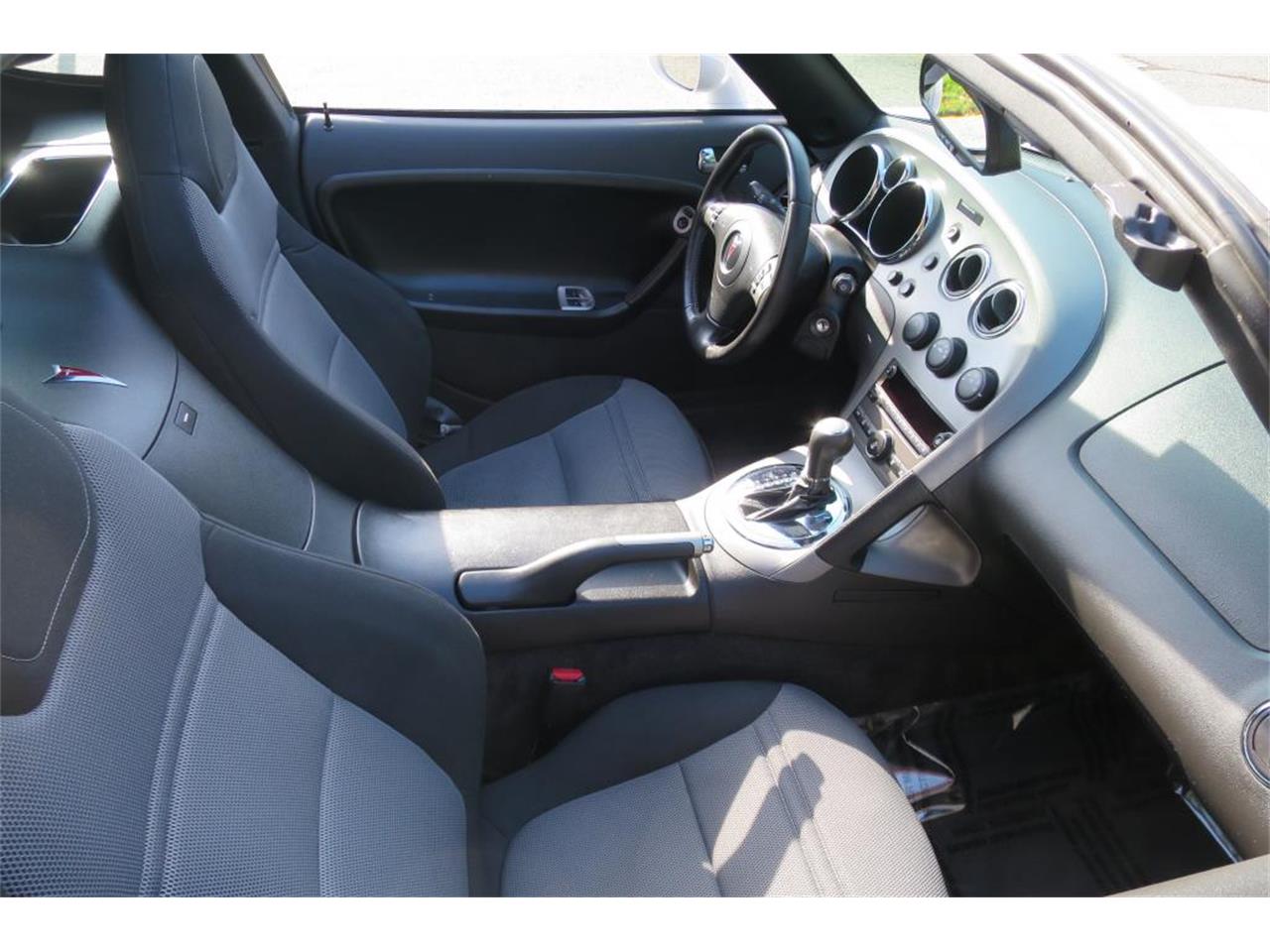 2009 Pontiac Solstice for sale in Milford City, CT – photo 18