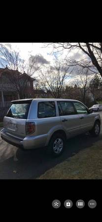 2007 Honda Pilot lx 47k miles - cars & trucks - by owner - vehicle... for sale in Little Neck, NY – photo 5