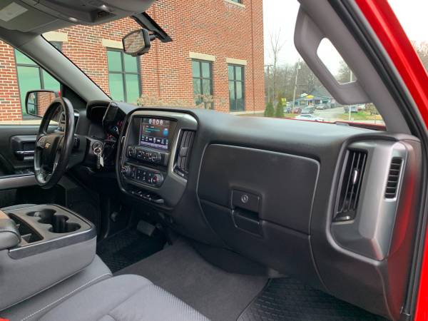 2019 Chevrolet Silverado 1500 4x4 Double Cab Red V8 Low Miles - cars for sale in Douglasville, AL – photo 22