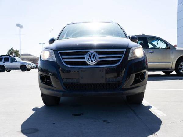 2011 VOLKSWAGEN TIGUAN SUNROOF ! NAVIGATION ! - - by for sale in Ardmore, OK – photo 2