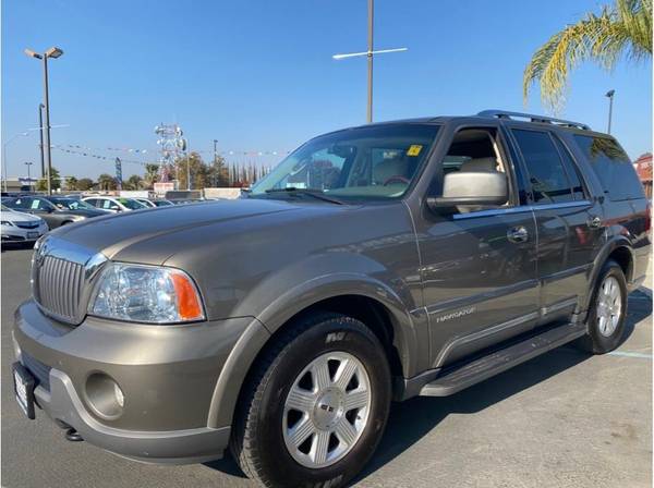 2004 Lincoln Navigator**Loaded**Low Miles**4x4** - cars & trucks -... for sale in Fresno, CA – photo 7