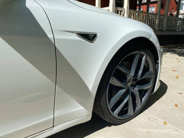 FOR SALE - Tesla Model S 90D (~295 miles on a charge) - cars &... for sale in Orwigsburg, PA – photo 6