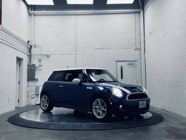 2009 MINI Cooper S Panoramic Roof Cold Weather Package Hatchback -... for sale in Salem, OR – photo 8