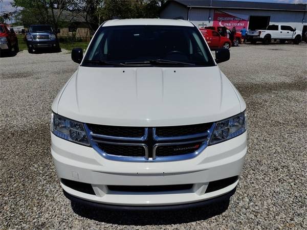 2018 Dodge Journey SE - - by dealer - vehicle for sale in Chillicothe, OH – photo 2