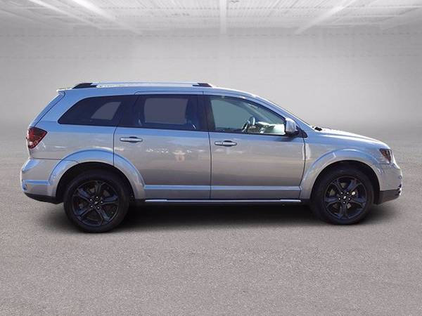 2019 Dodge Journey Crossroad - cars & trucks - by dealer - vehicle... for sale in Wilmington, NC – photo 9
