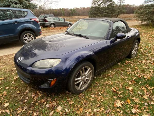 2011 Mazda MX5 - cars & trucks - by owner - vehicle automotive sale for sale in West Olive, MI – photo 2