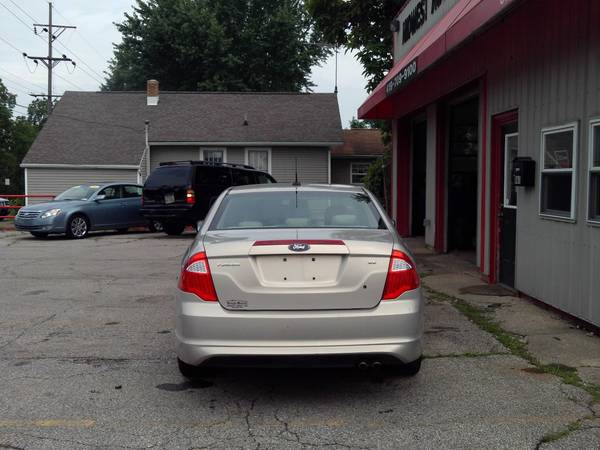 2010 Ford Fusion SE FWD - cars & trucks - by dealer - vehicle... for sale in Mansfield, OH – photo 6