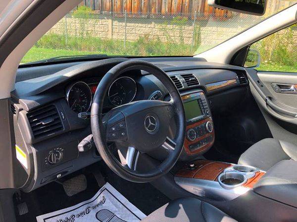 2008 Mercedes-Benz R-Class R 350 AWD 4MATIC 4dr Wagon for sale in posen, IL – photo 10