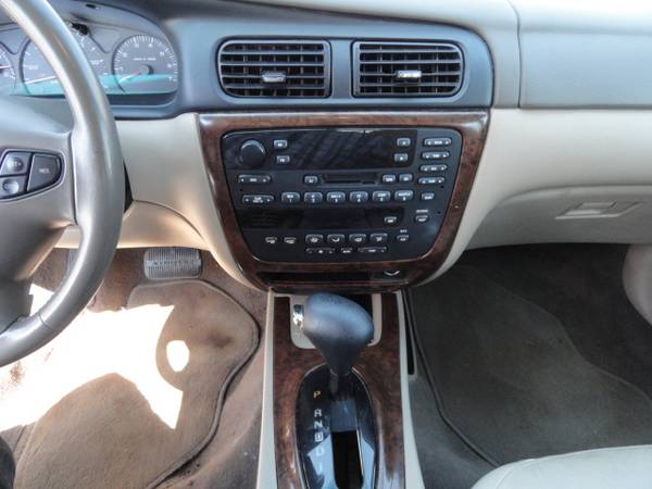 2002 MERCURY SABLE LS - - by dealer - vehicle for sale in Gridley, CA – photo 11
