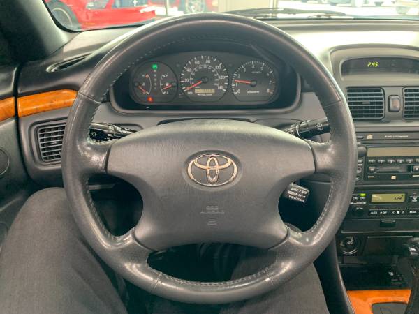 2002 Toyota Camry Solara SLE V6 - - by dealer for sale in Springfield, IL – photo 19