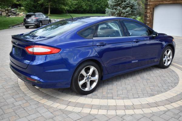 2013 Ford Fusion **Low Price** - cars & trucks - by dealer - vehicle... for sale in Harrisonburg, VA – photo 4