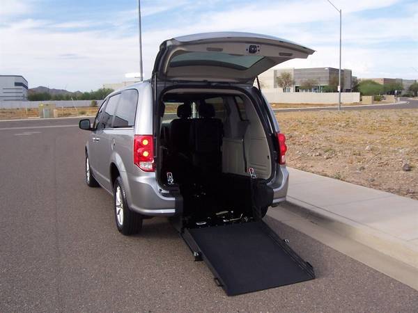 2018 Dodge Grand Caravan SXT Wheelchair Handicap Mobility Van Best Buy for sale in Phoenix, AZ – photo 3