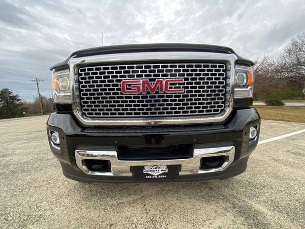 🔥2015 Gmc Deanli 3500HD (39KMILES) (22s & 35s)🔥 - cars & trucks - by... for sale in STOKESDALE, NC – photo 2