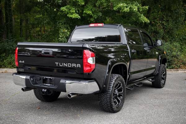 Toyota Tundra 4X4 Truck Lifted Custom Wheels Leather Bluetooth Nice! for sale in Charleston, WV – photo 8