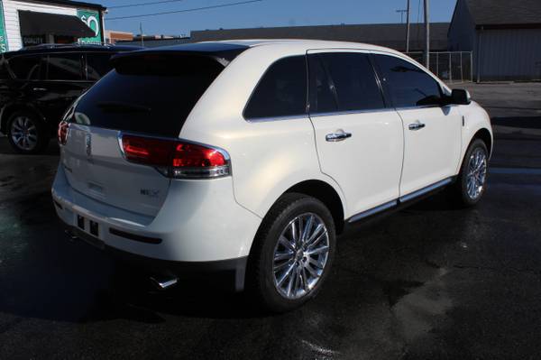 Low 85, 000 Miles 2012 Lincoln MKX Premiere Non Smoker Owned - cars for sale in Louisville, KY – photo 20
