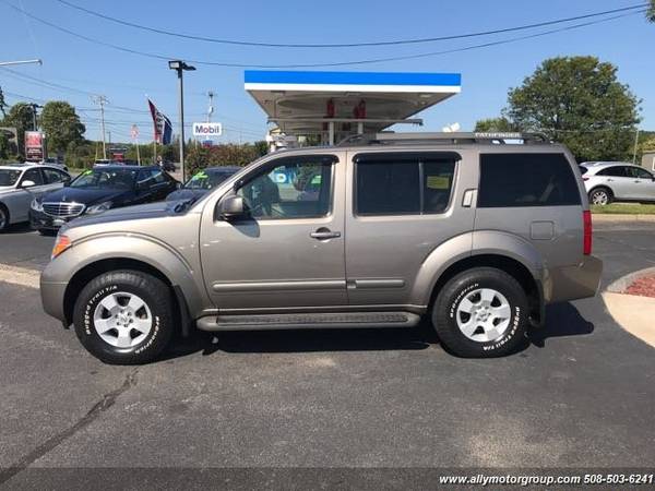 2006 Nissan Pathfinder LE LE 4dr SUV for sale in Seekonk, MA – photo 3