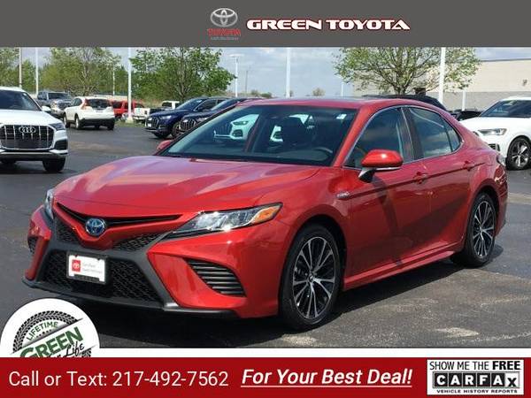 2020 Toyota Camry Hybrid SE sedan Supersonic Red for sale in Springfield, IL