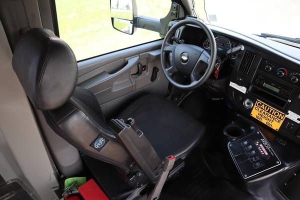 2015 Chevrolet G4500 ARBOC 15 Passenger Spirit of Mobility Shuttle for sale in Crystal Lake, WI – photo 10