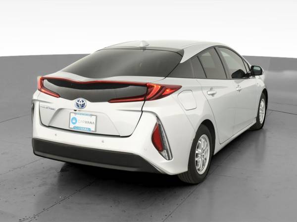 2019 Toyota Prius Prime Advanced Hatchback 4D hatchback Silver - -... for sale in Montebello, CA – photo 10